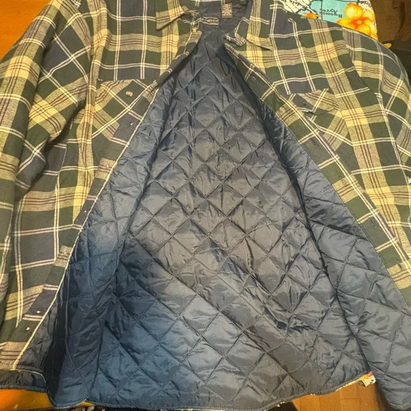 David Taylor Men's Plaid Shirt Jacket in Navy and Burgundy - Picture 9 of 9